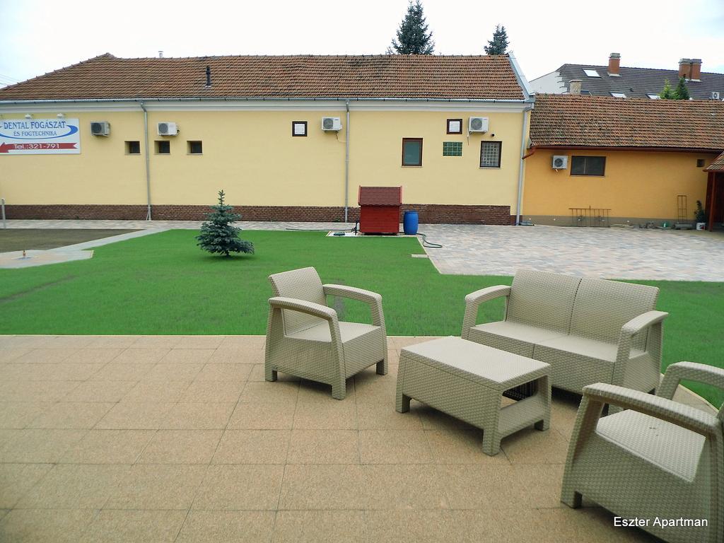Eszter Apartman Bekescsaba Exteriör bild