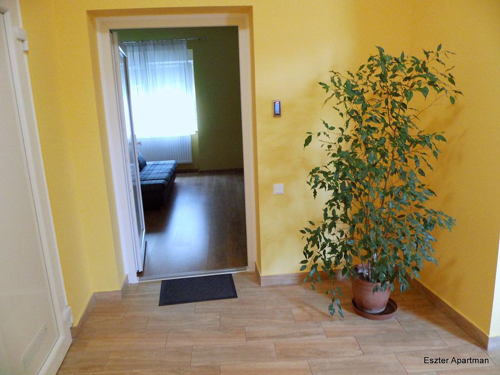 Eszter Apartman Bekescsaba Exteriör bild
