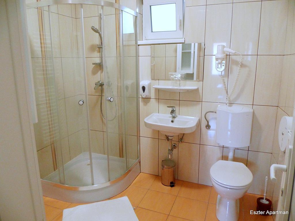 Eszter Apartman Bekescsaba Exteriör bild